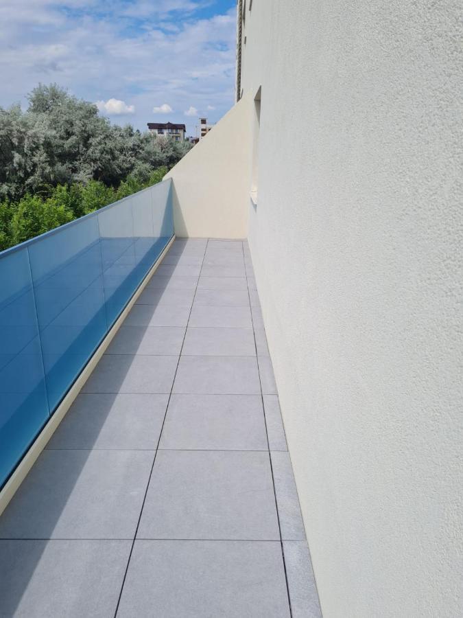 Matteo 2 Apartments Marina Surf Residence, Mamaia Nord - Navodari,1 Vedere Frontala,2 Cu Vedere Laterala La Mare Экстерьер фото