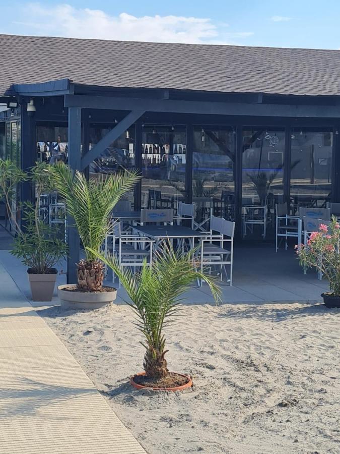 Matteo 2 Apartments Marina Surf Residence, Mamaia Nord - Navodari,1 Vedere Frontala,2 Cu Vedere Laterala La Mare Экстерьер фото
