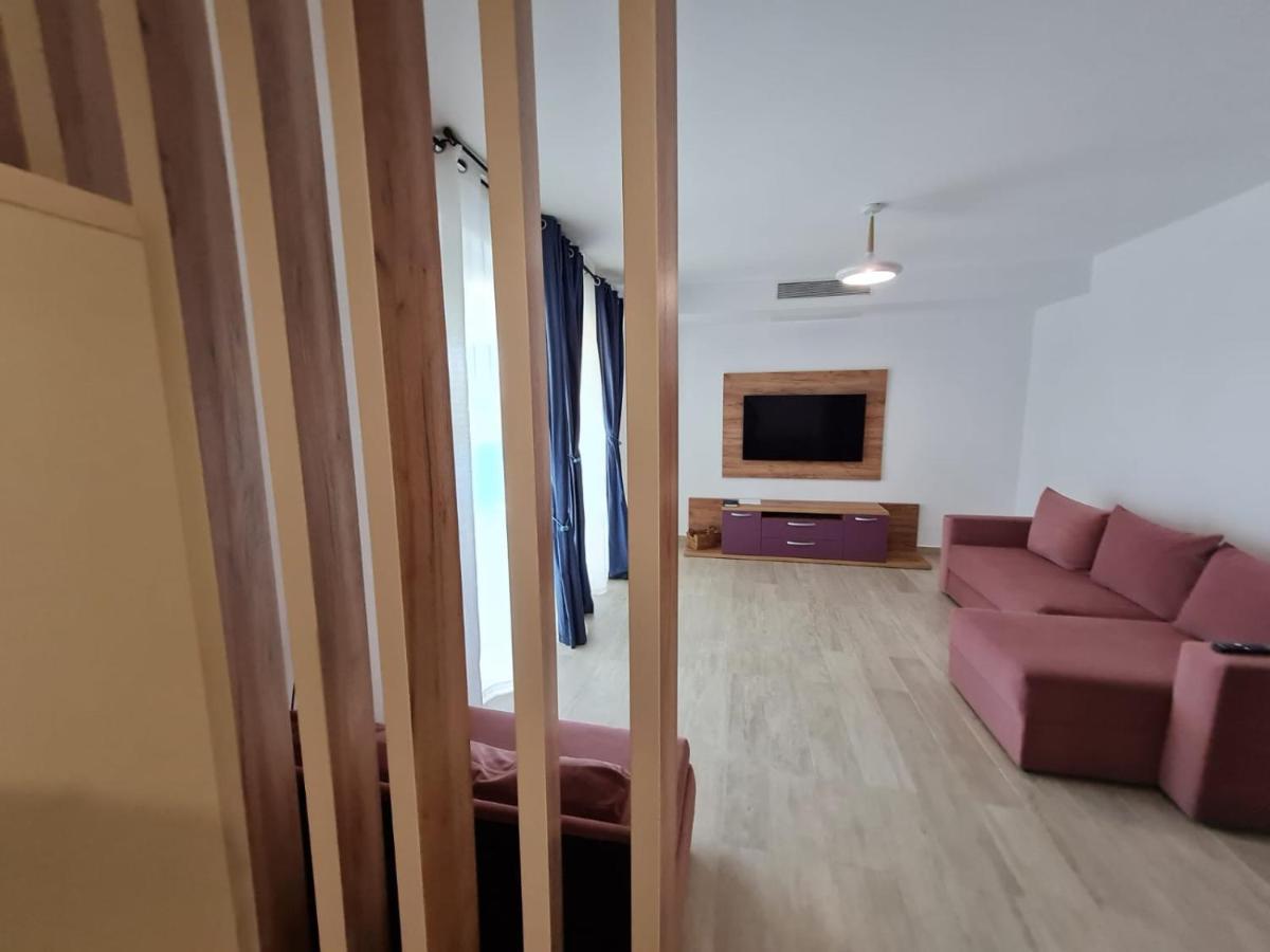 Matteo 2 Apartments Marina Surf Residence, Mamaia Nord - Navodari,1 Vedere Frontala,2 Cu Vedere Laterala La Mare Экстерьер фото