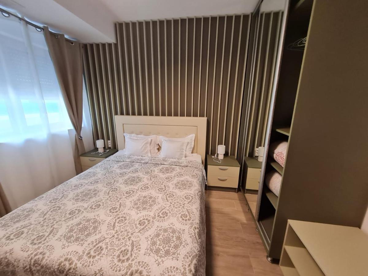 Matteo 2 Apartments Marina Surf Residence, Mamaia Nord - Navodari,1 Vedere Frontala,2 Cu Vedere Laterala La Mare Экстерьер фото