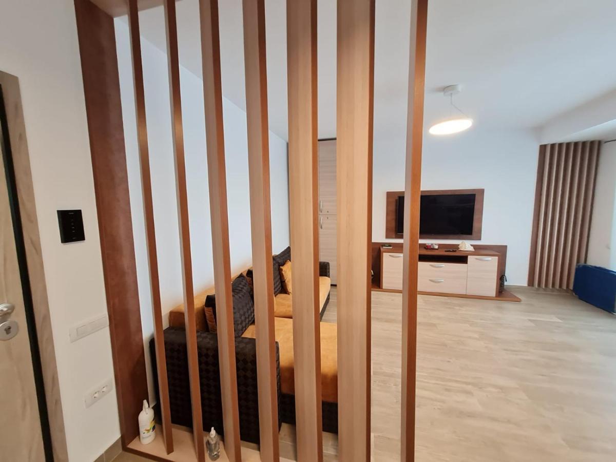 Matteo 2 Apartments Marina Surf Residence, Mamaia Nord - Navodari,1 Vedere Frontala,2 Cu Vedere Laterala La Mare Экстерьер фото