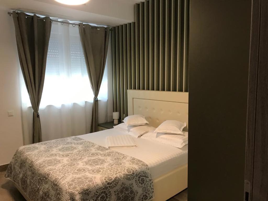 Matteo 2 Apartments Marina Surf Residence, Mamaia Nord - Navodari,1 Vedere Frontala,2 Cu Vedere Laterala La Mare Экстерьер фото